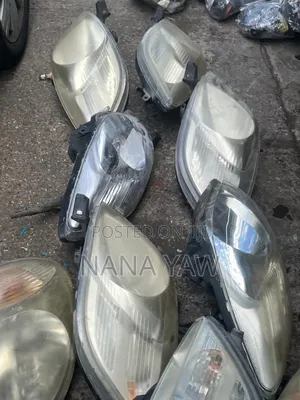 Toyota Vitz/Yaris Original Headlight