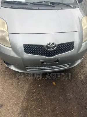 Toyota Yaris 2009 Gray