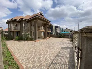 4bdrm House in Ab Majesty, Accra Metropolitan for sale