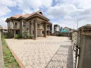 4bdrm House in Ab Majesty, Accra Metropolitan for sale