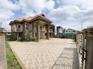 4bdrm House in Ab Majesty, Accra Metropolitan for sale