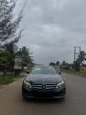 Mercedes-Benz E300 2014 Black
