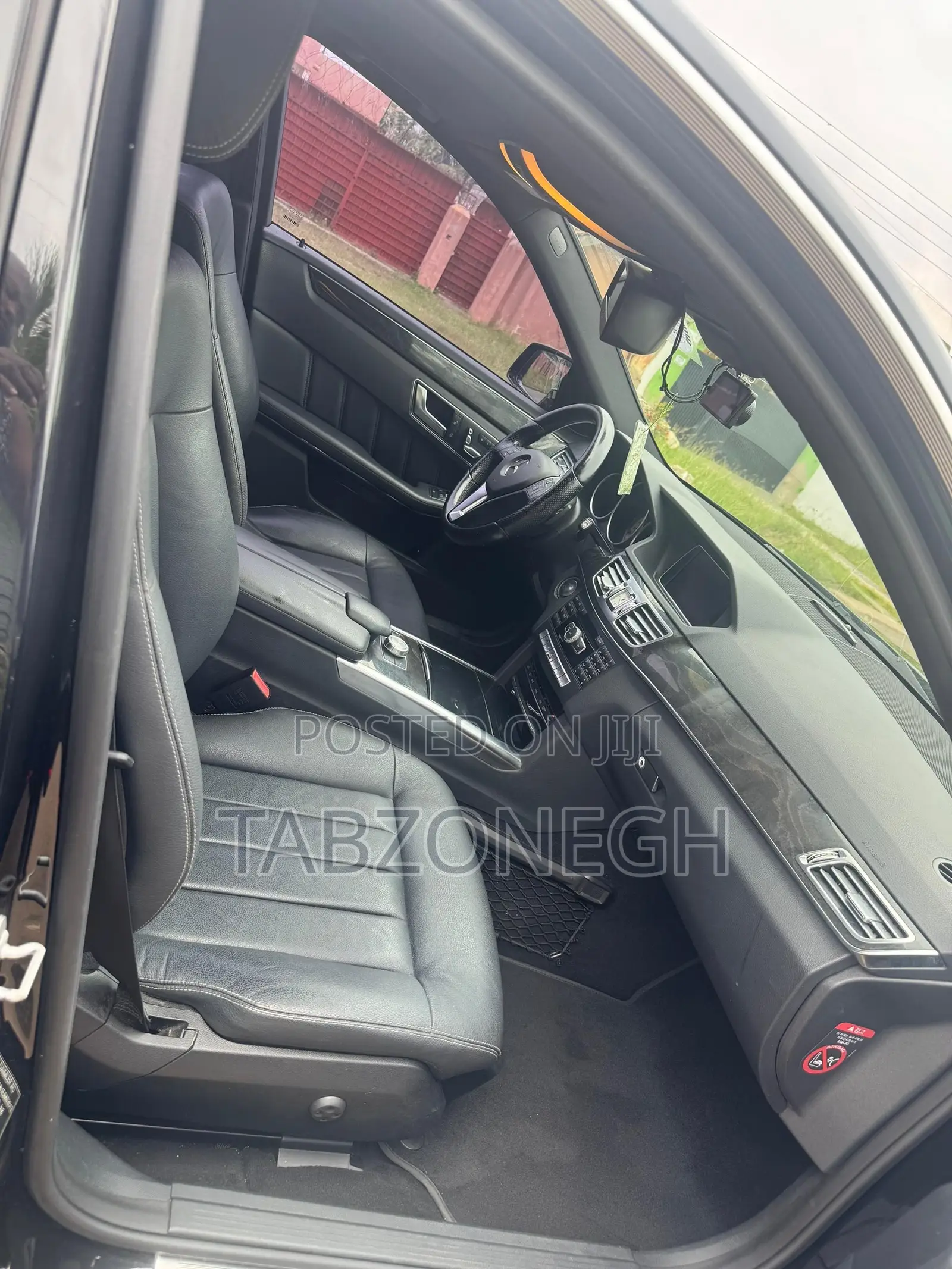 Mercedes-Benz E300 2014 Black