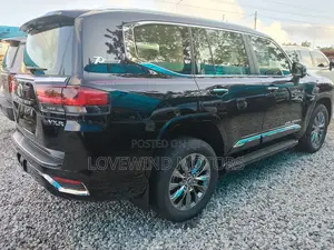 Toyota Land Cruiser 76 Series 2022 Black