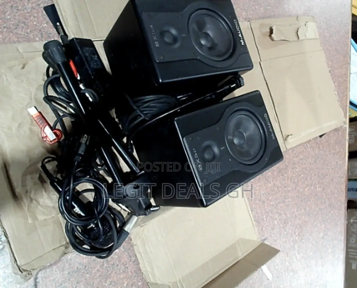 M-Audio BX5a Studio Monitors