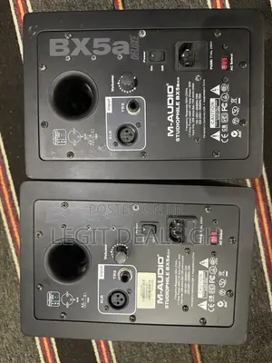 M-Audio BX5a Studio Monitors