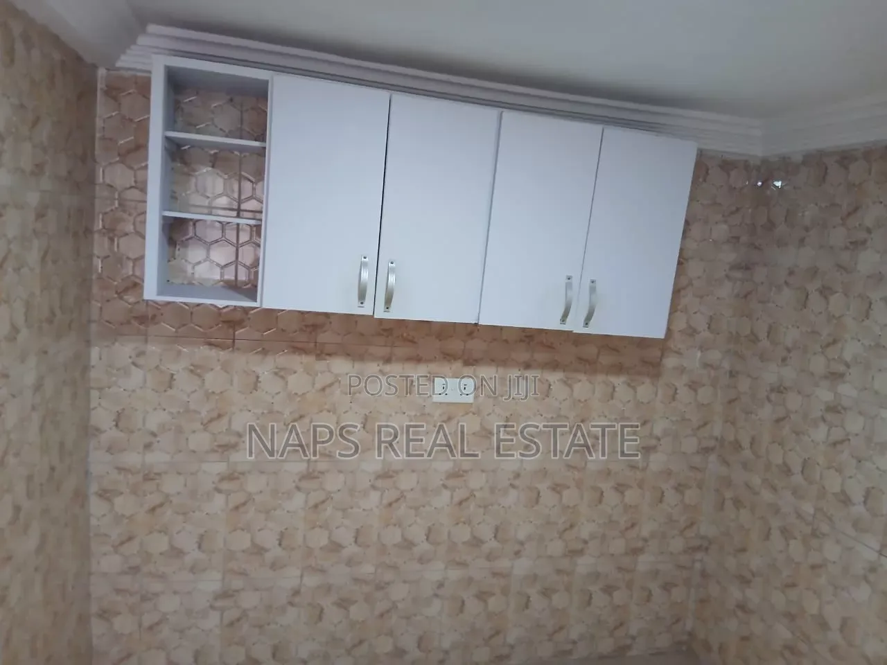 1bdrm Apartment in Naps Real Estate, Ga South Municipal for rent