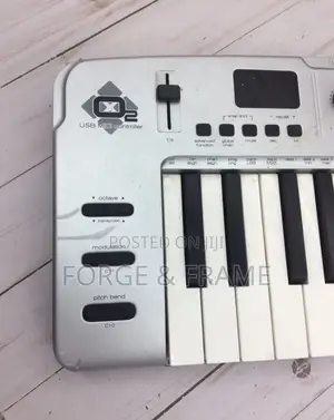 M-Audio O2 25-Key USB MIDI Controller