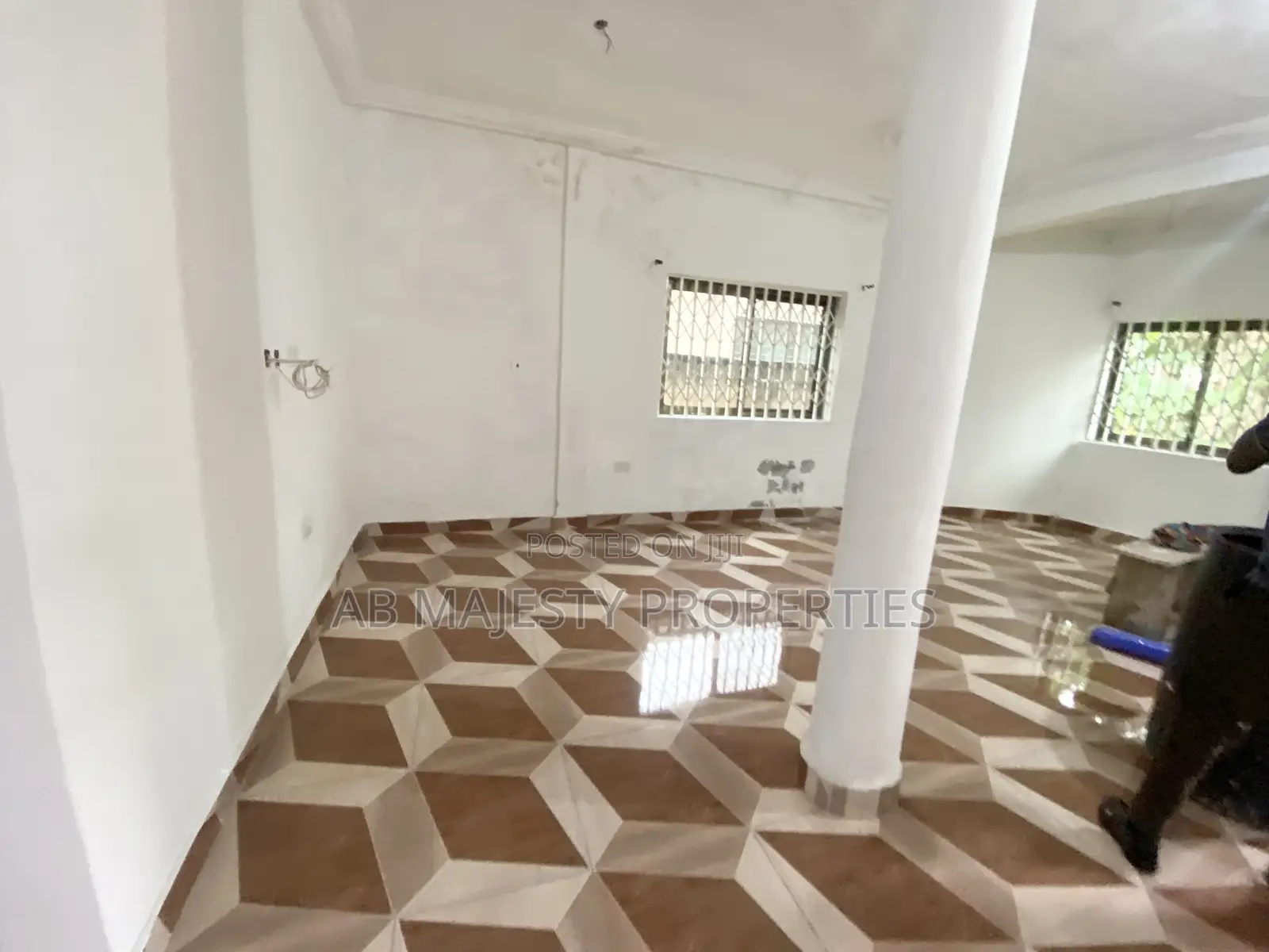7bdrm Apartment in Ab Majesty, Accra Metropolitan for sale