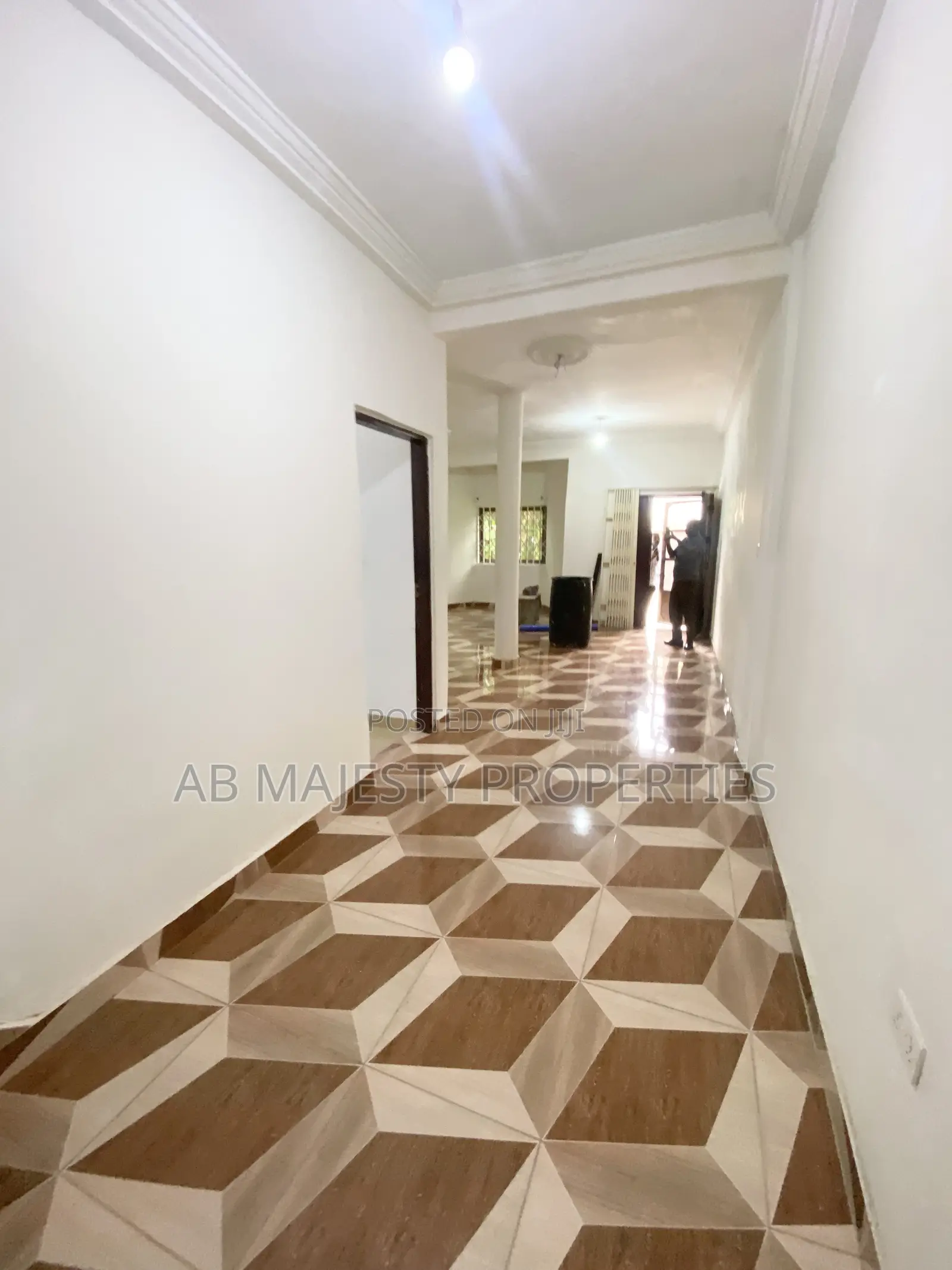 7bdrm Apartment in Ab Majesty, Accra Metropolitan for sale