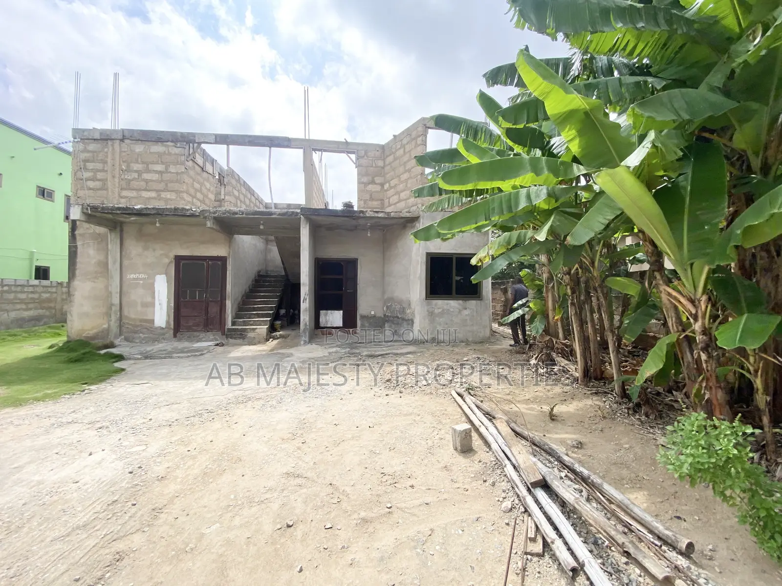 7bdrm Apartment in Ab Majesty, Accra Metropolitan for sale
