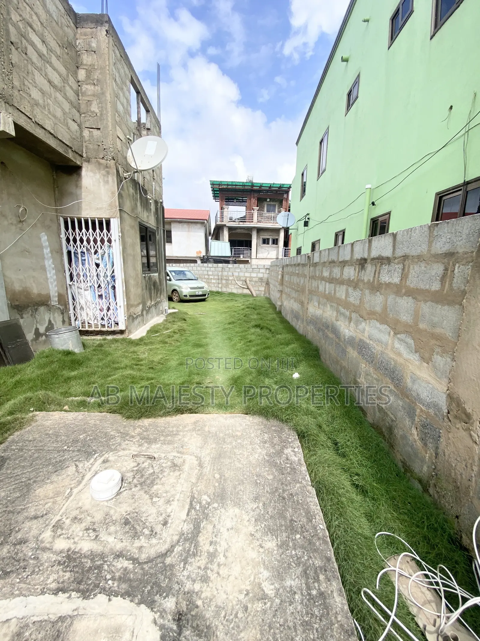 7bdrm Apartment in Ab Majesty, Accra Metropolitan for sale