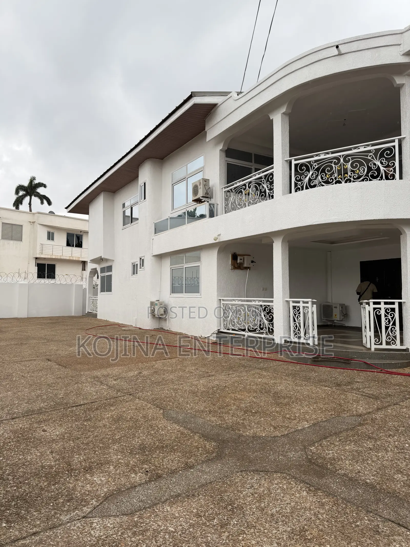 Furnished 6bdrm Mansion in Danyame ( Sammy, Kumasi Metropolitan