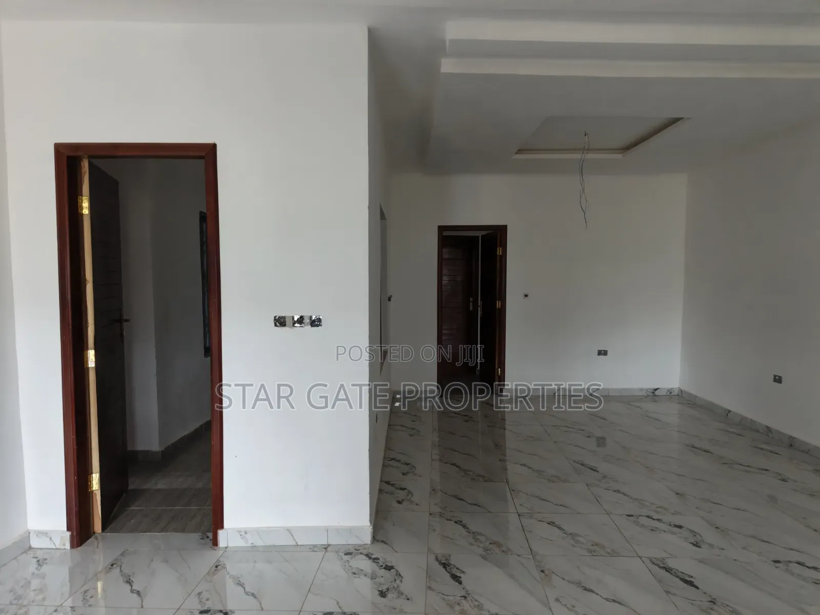 3bdrm Apartment in Ejisu Akyaakrom for rent