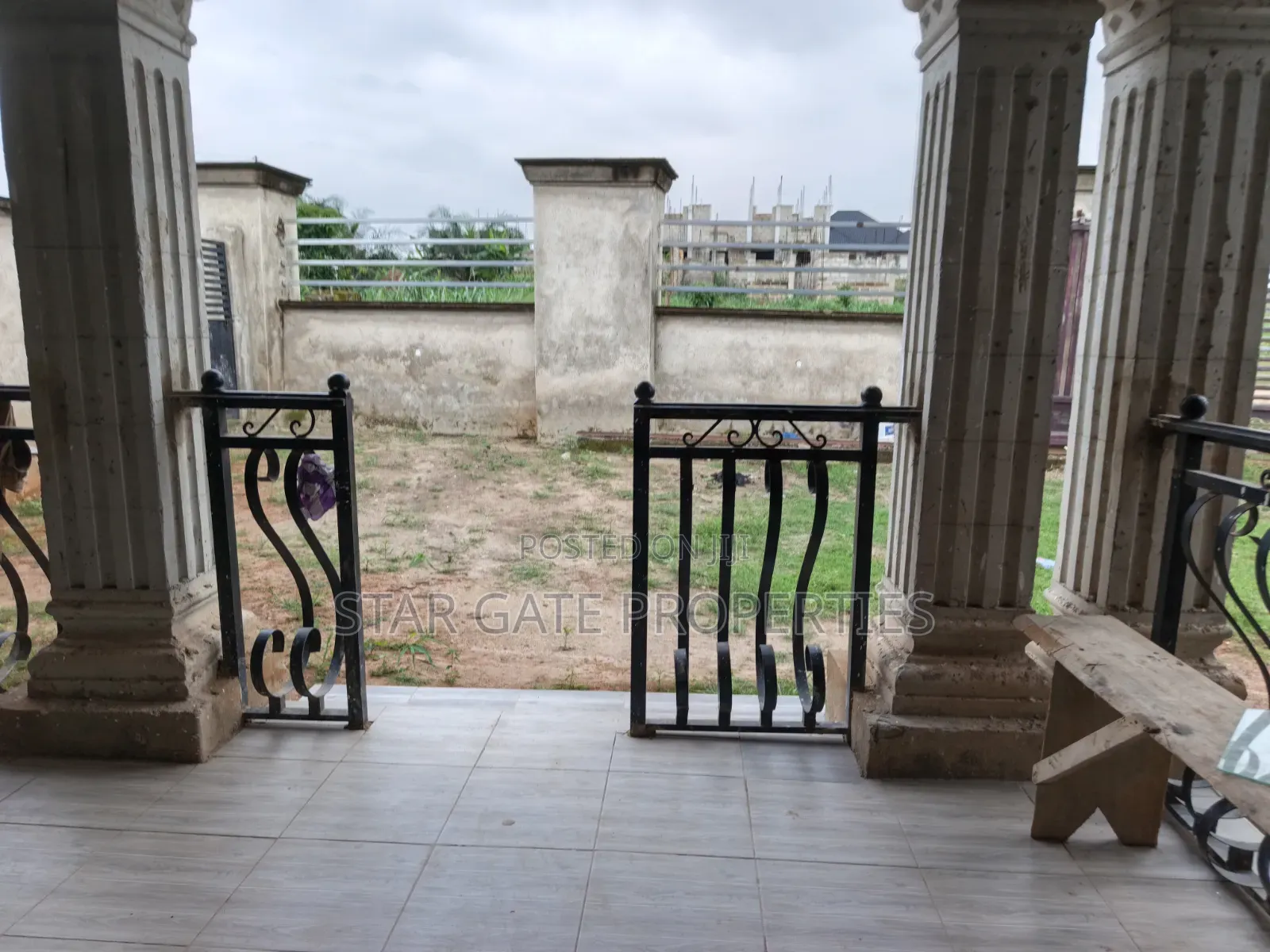 3bdrm Apartment in Ejisu Akyaakrom for rent