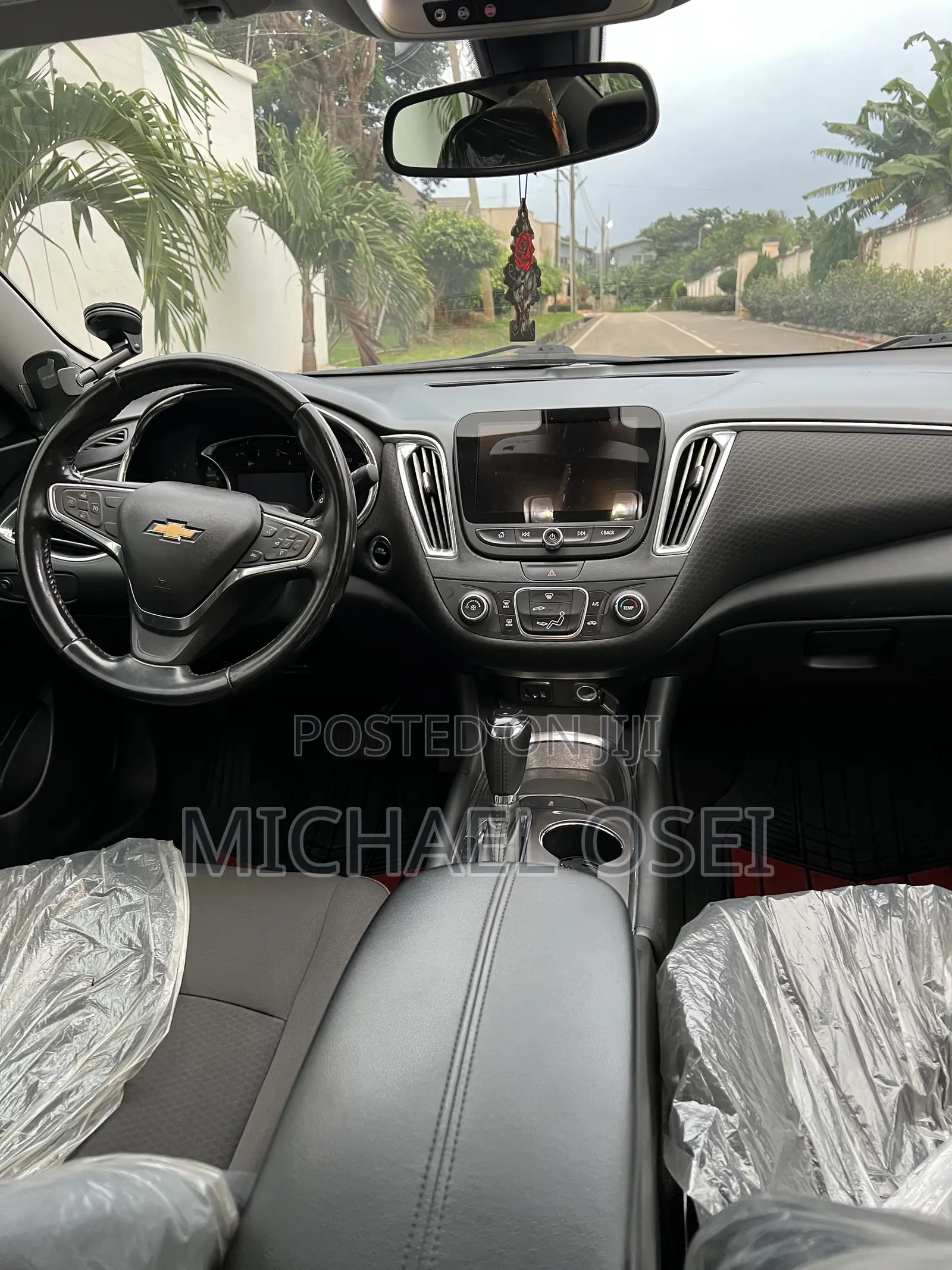 Chevrolet Malibu 2018 Gray