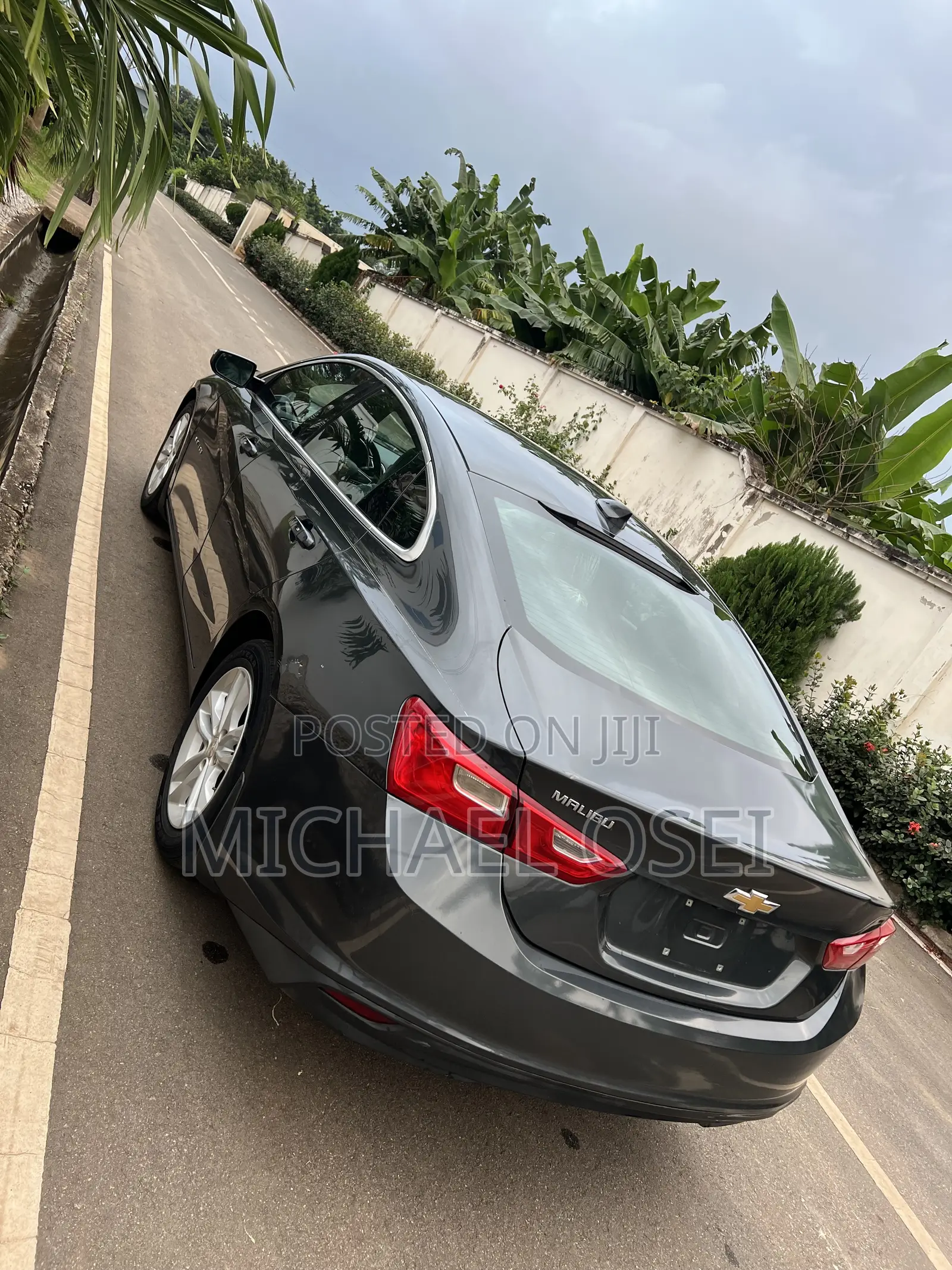Chevrolet Malibu 2018 Gray