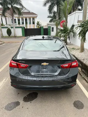 Chevrolet Malibu 2018 Gray