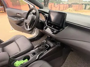New Toyota Corolla LE 2023 White