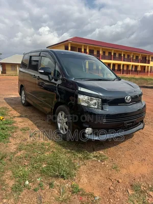 Toyota Voxy 2012 Black
