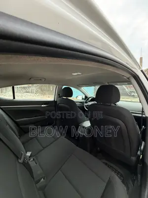Hyundai Elantra SE 2020 White