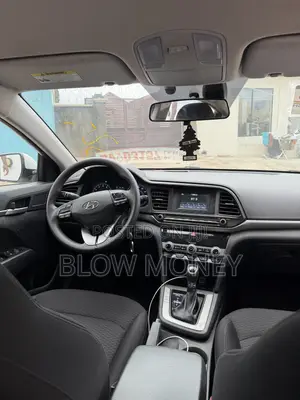 Hyundai Elantra SE 2020 White