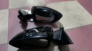 Honda Accord 2018-2022 Mirror With Light Pair. Right Side Is Camera