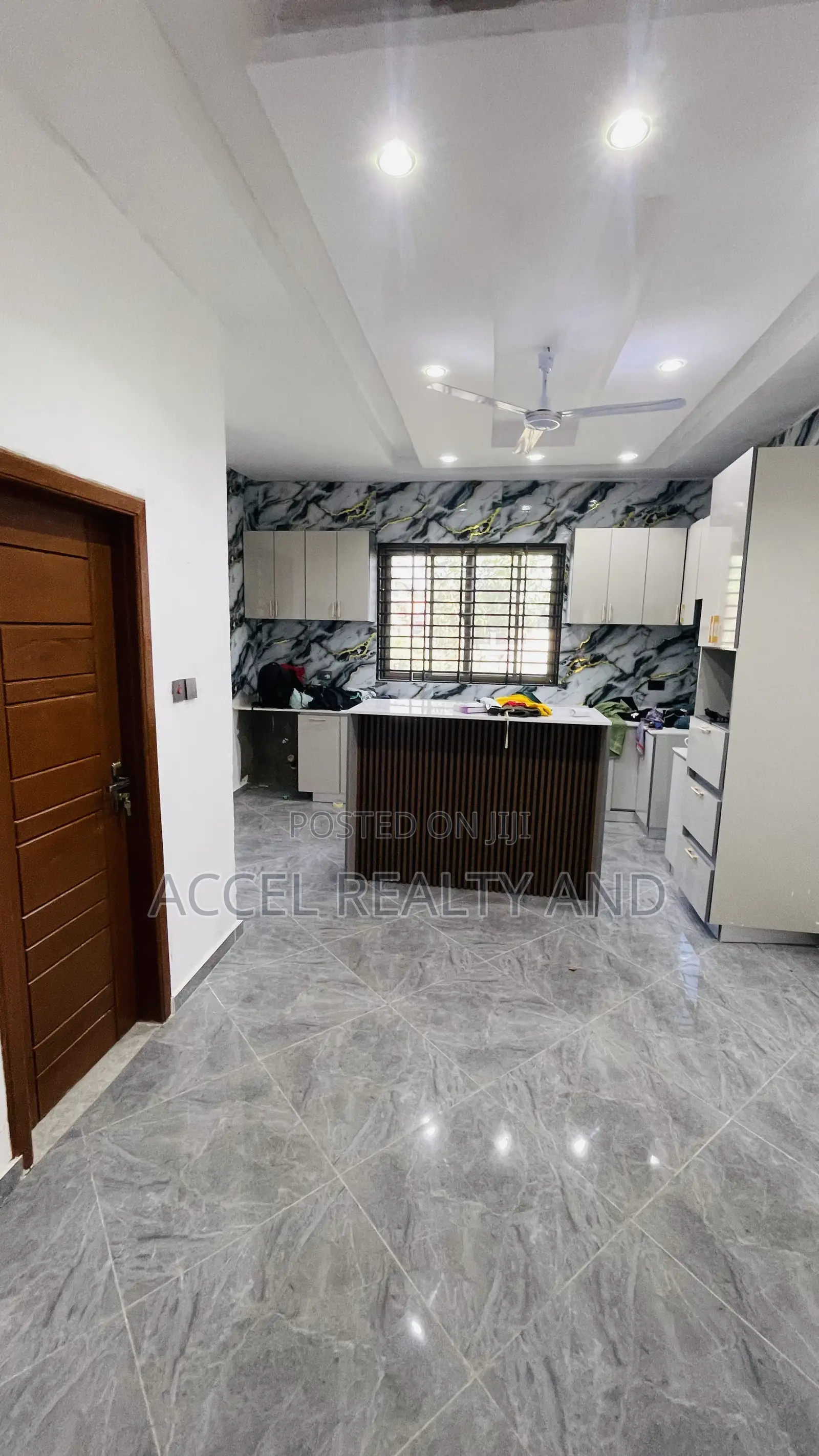 3bdrm House in Accel Realty, Market for rent