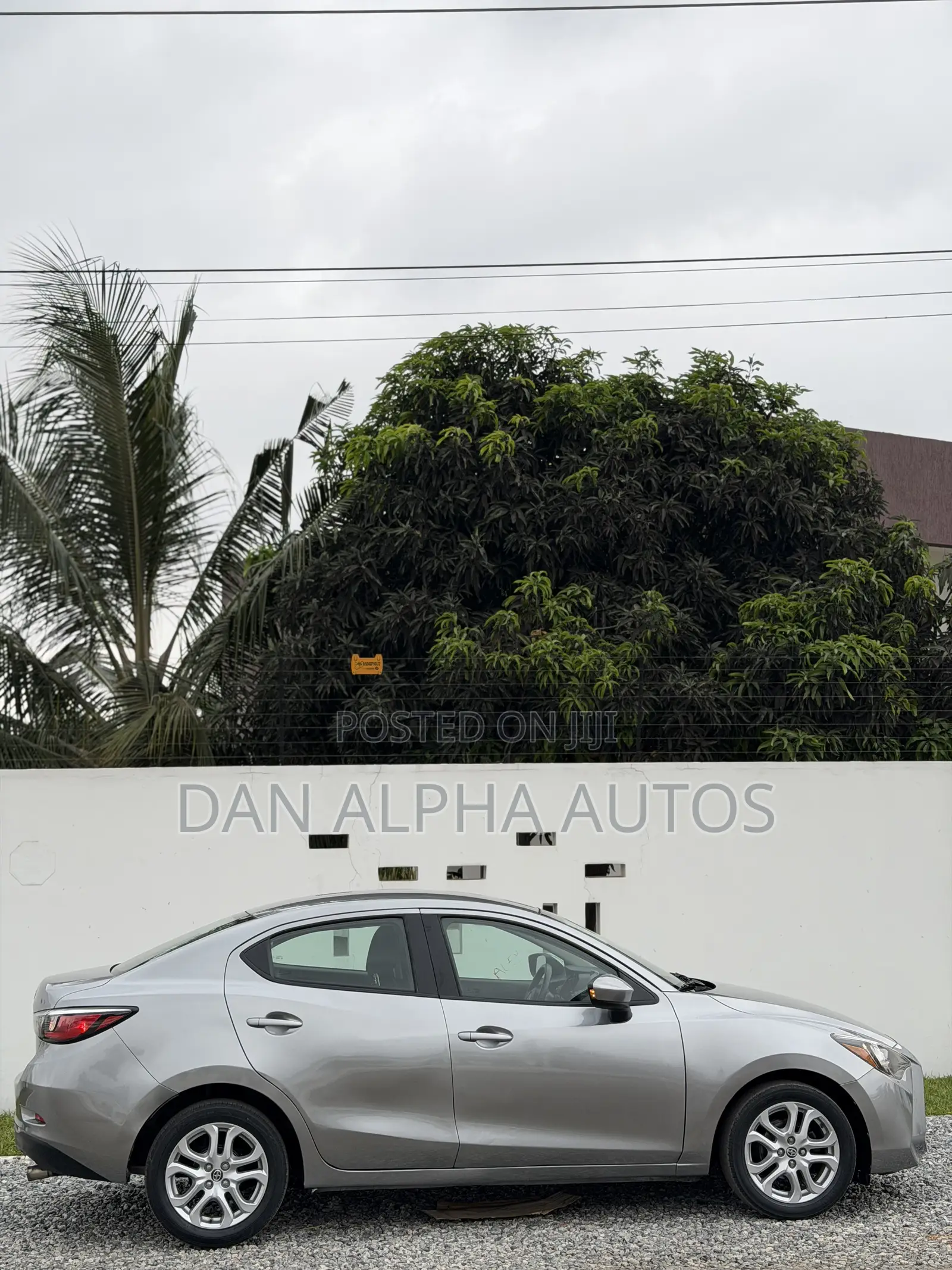 Scion iA Base 2016