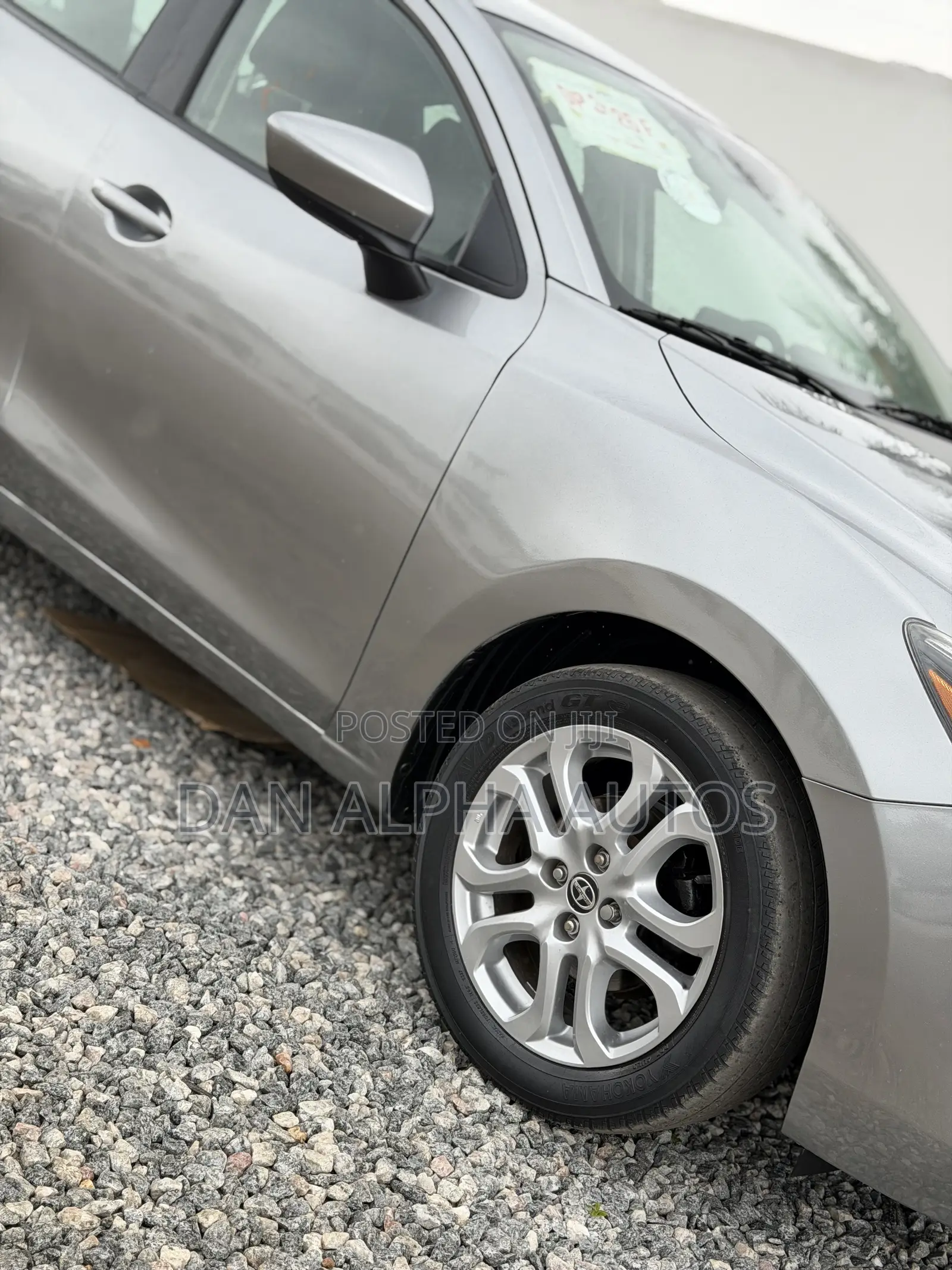 Scion iA Base 2016