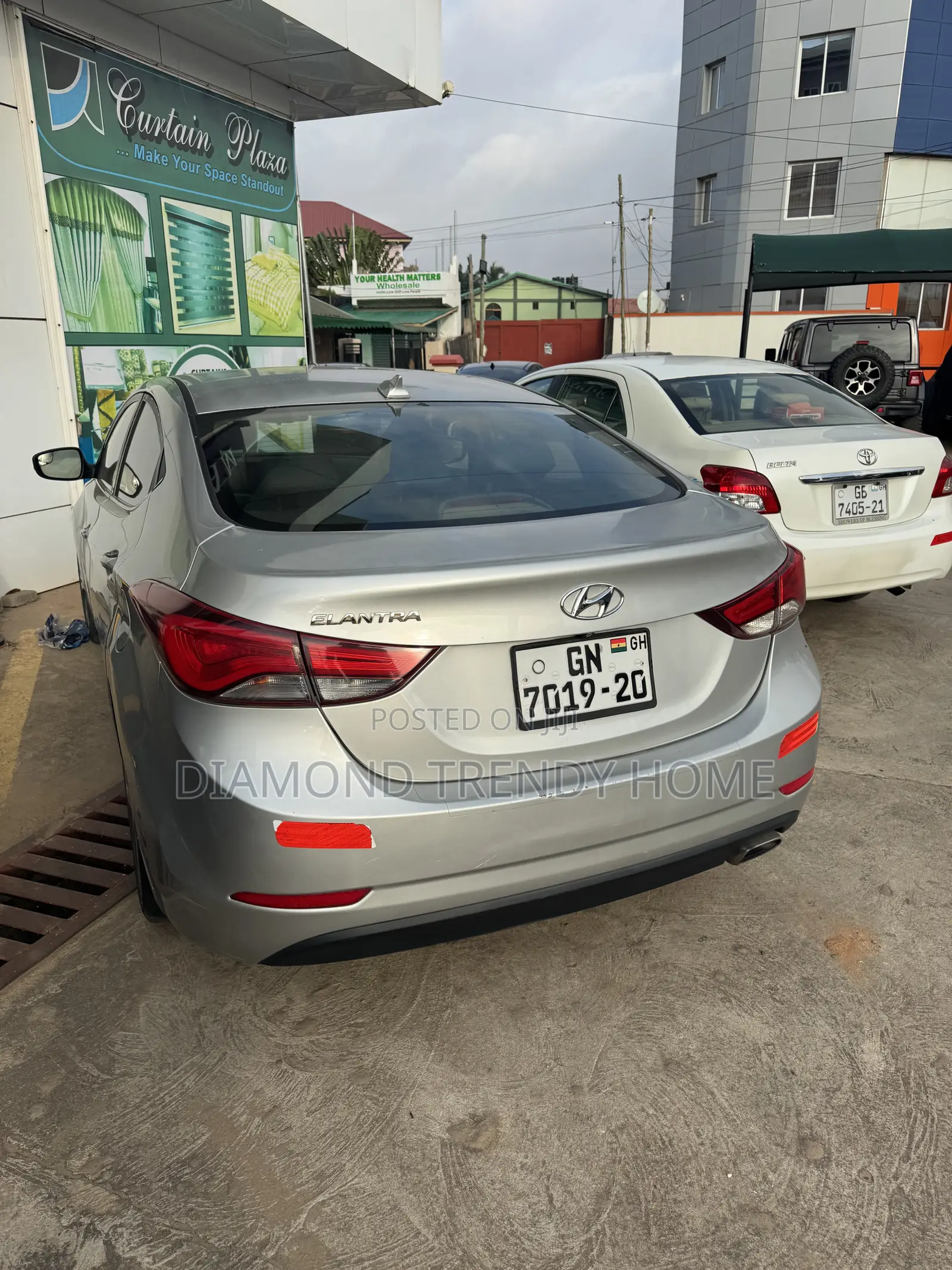Hyundai Elantra Limited 4dr Sedan (1.8L 4cyl 6A) 2014 Gray