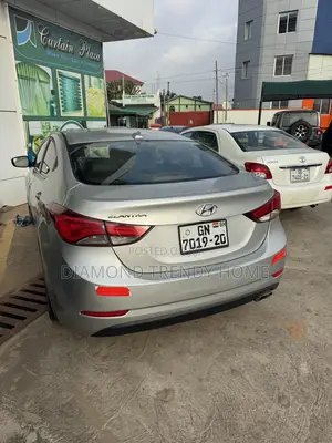 Hyundai Elantra Limited 4dr Sedan (1.8L 4cyl 6A) 2014 Gray