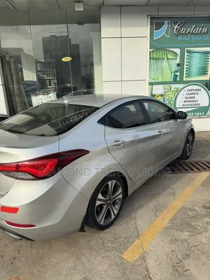 Hyundai Elantra Limited 4dr Sedan (1.8L 4cyl 6A) 2014 Gray