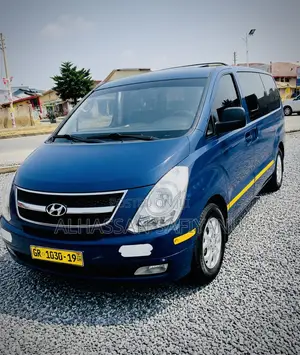 Hyundai Starex 2010 Blue