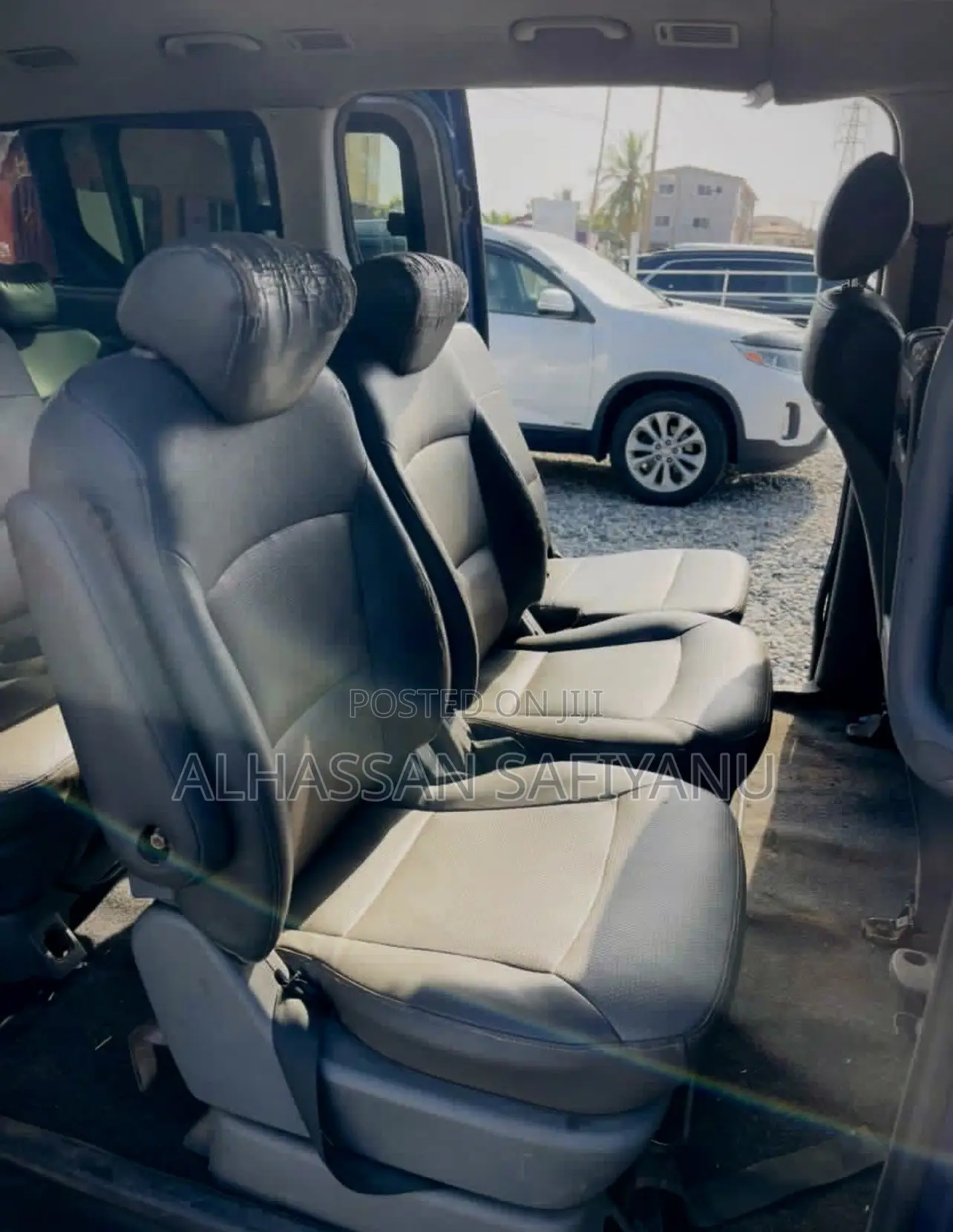 Hyundai Starex 2010 Blue