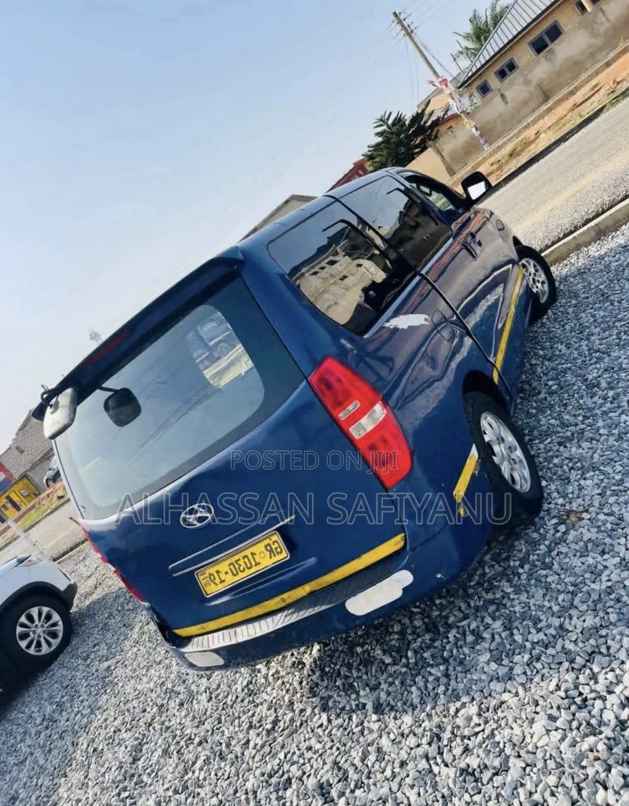 Hyundai Starex 2010 Blue