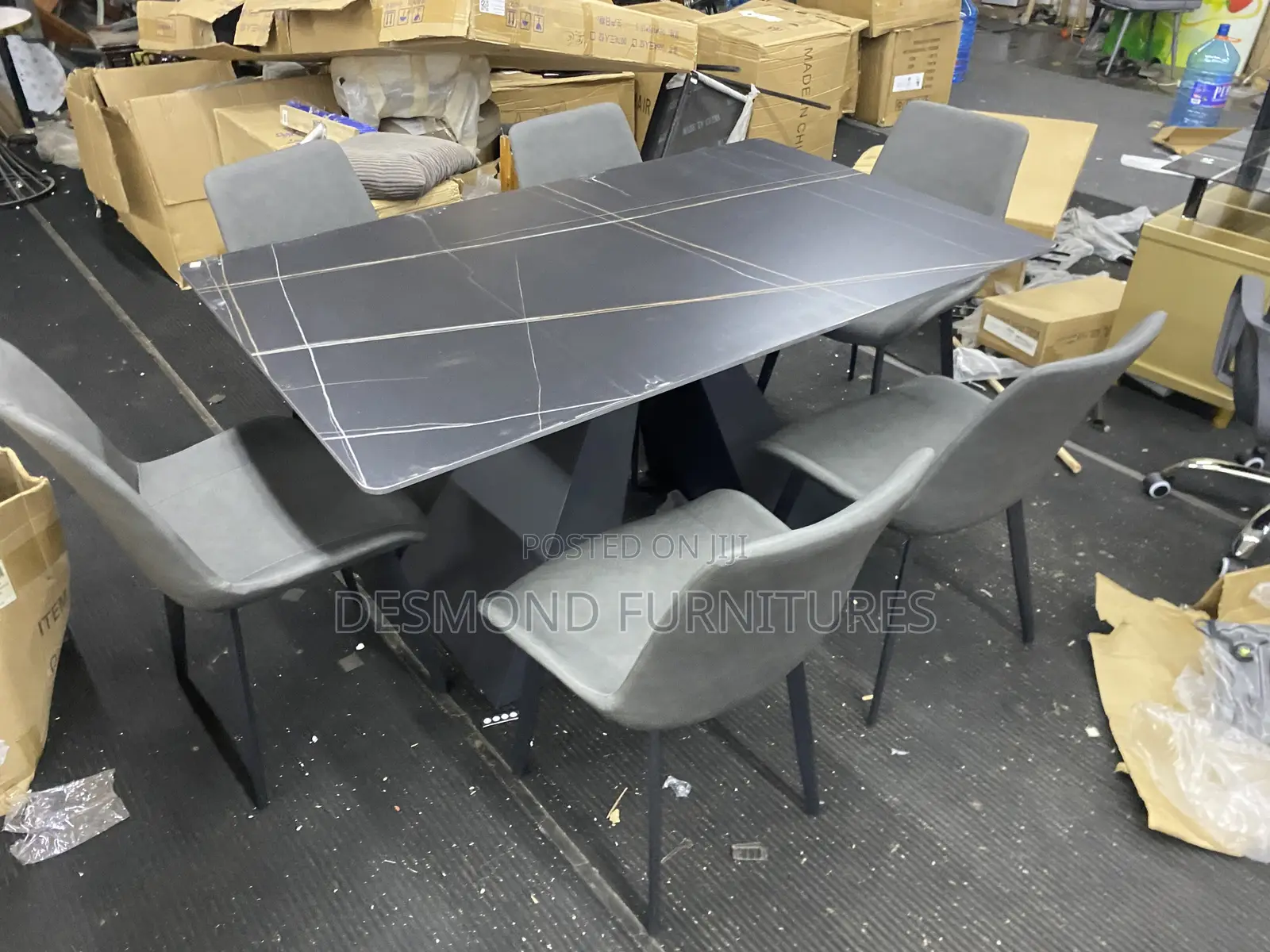 Dining Table  +6 Chairs  ( Marble )