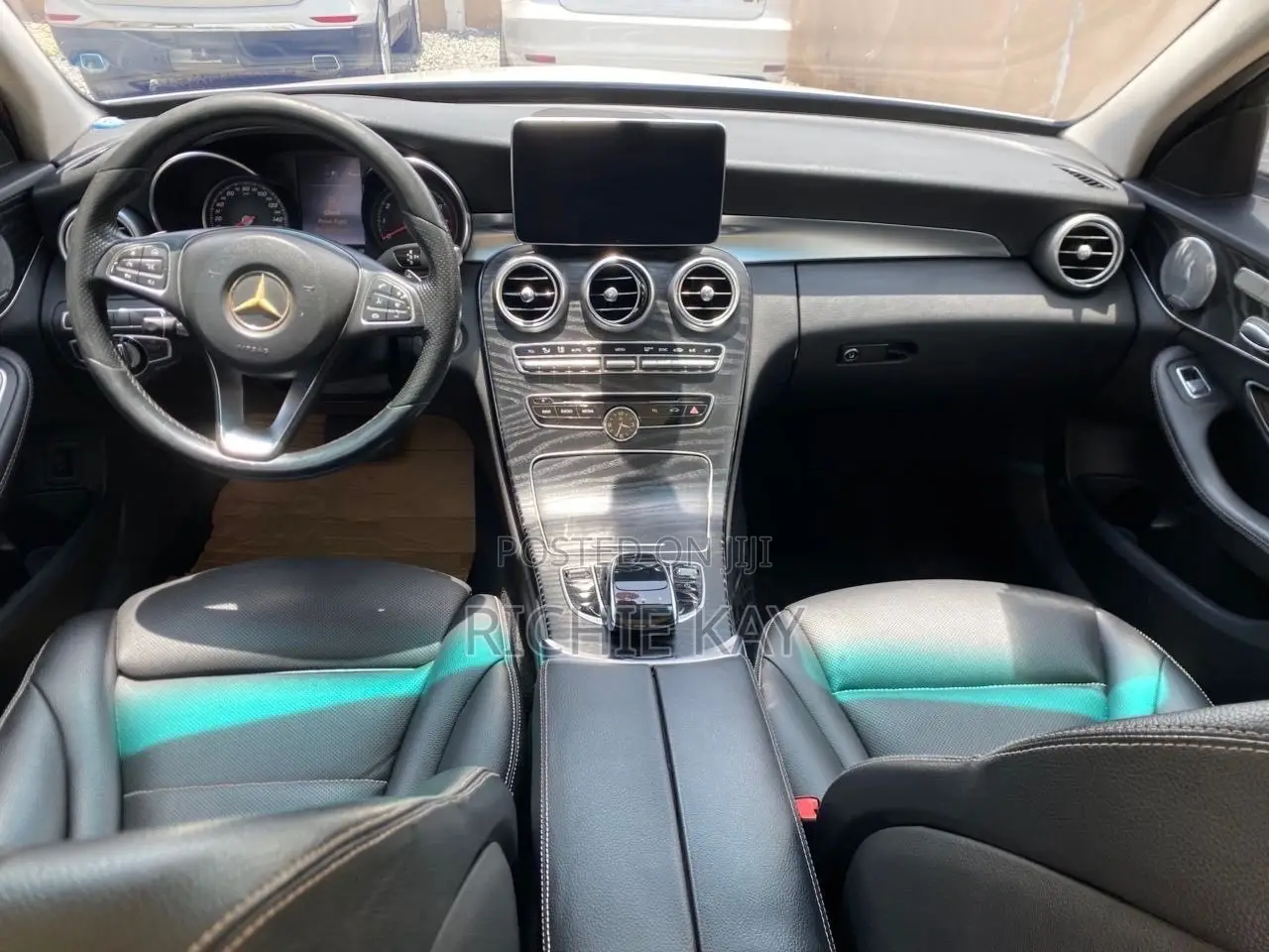 Mercedes-Benz C300 Base 4Matic Sedan AWD (2.0L 4cyl 7A) 2016 White