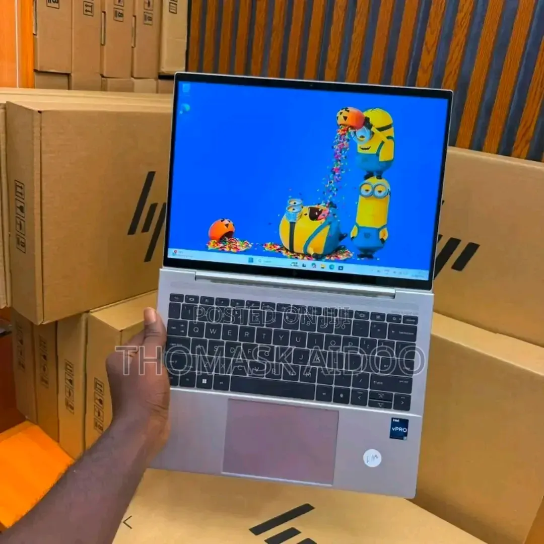 New Laptop Hannspree 16GB Intel Core i7 HDD+SSD 1T