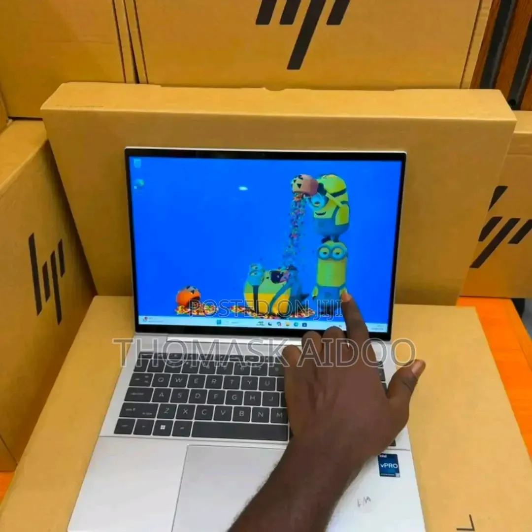 New Laptop Hannspree 16GB Intel Core i7 HDD+SSD 1T