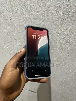Apple iPhone XR 128 GB Red