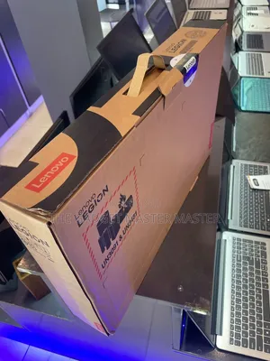 New Laptop Lenovo Legion Pro 7 32GB Intel Core Ultra 9 SSD 1T