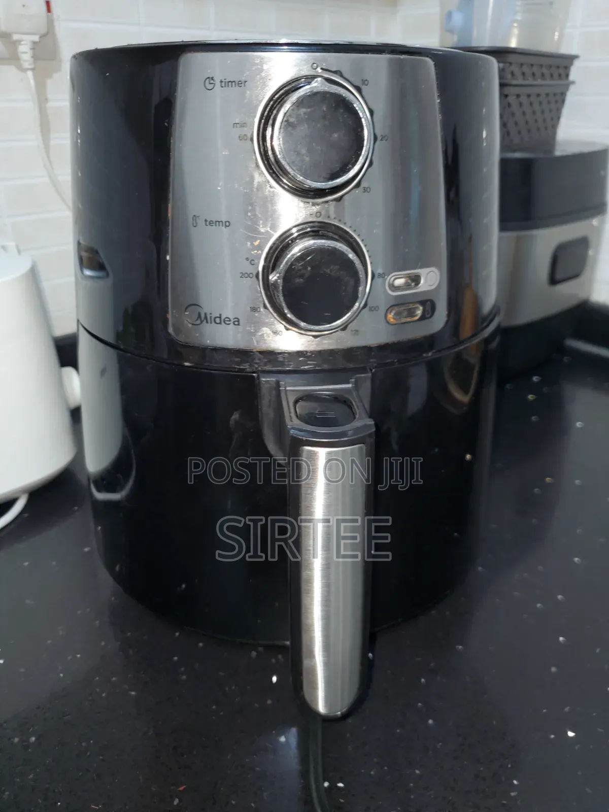 AIRFRYER-Relocation Sale