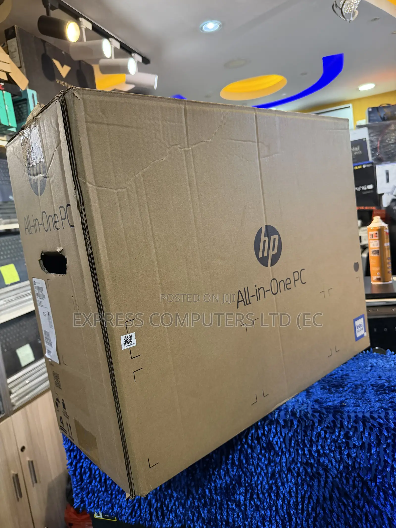 New HP 200 G4 22 All-in-One 8GB Intel Core i3 SSD 256GB
