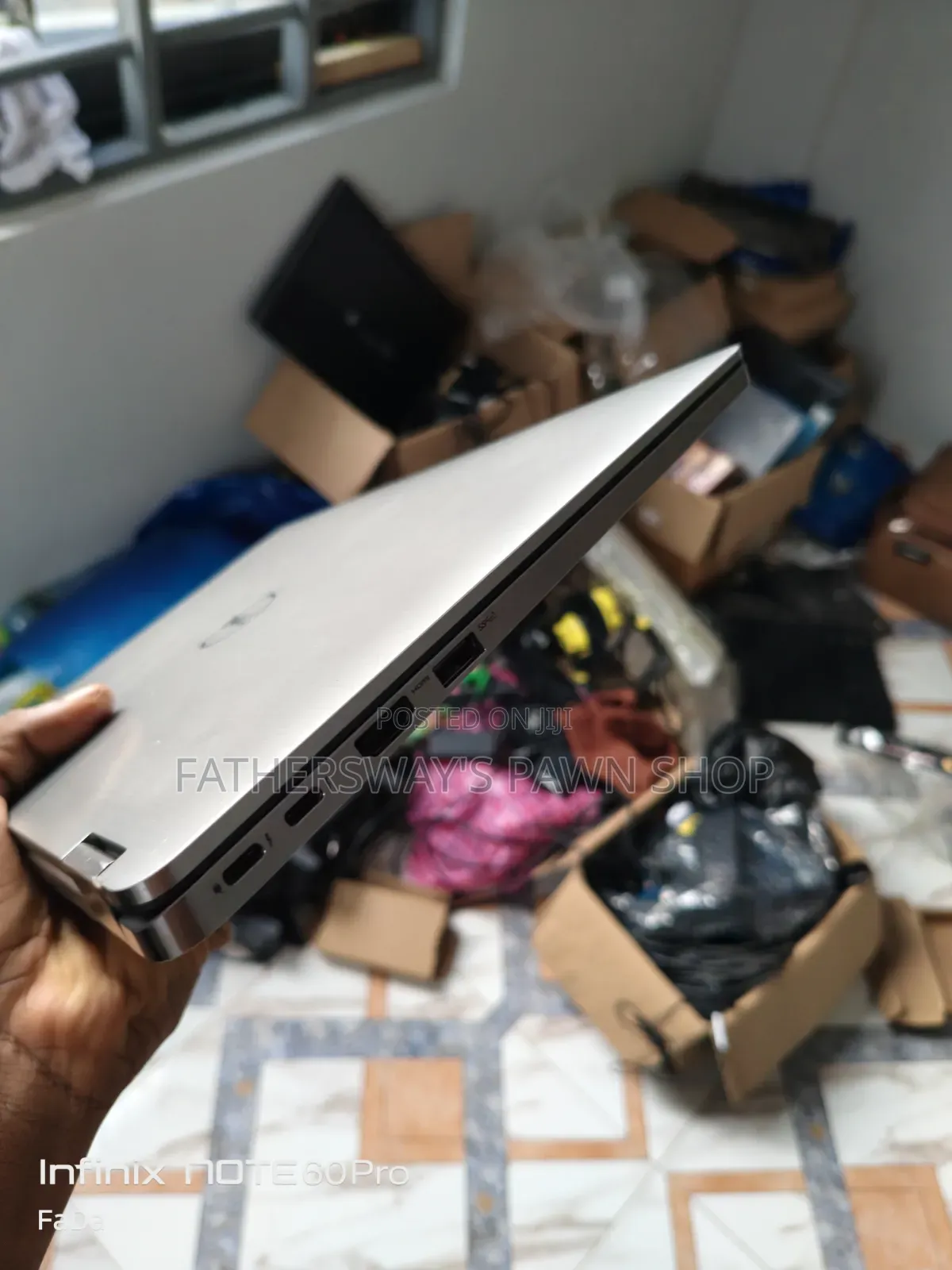 Laptop Dell Latitude 7400 2-in-1 8GB Intel Core i5 SSD 128GB
