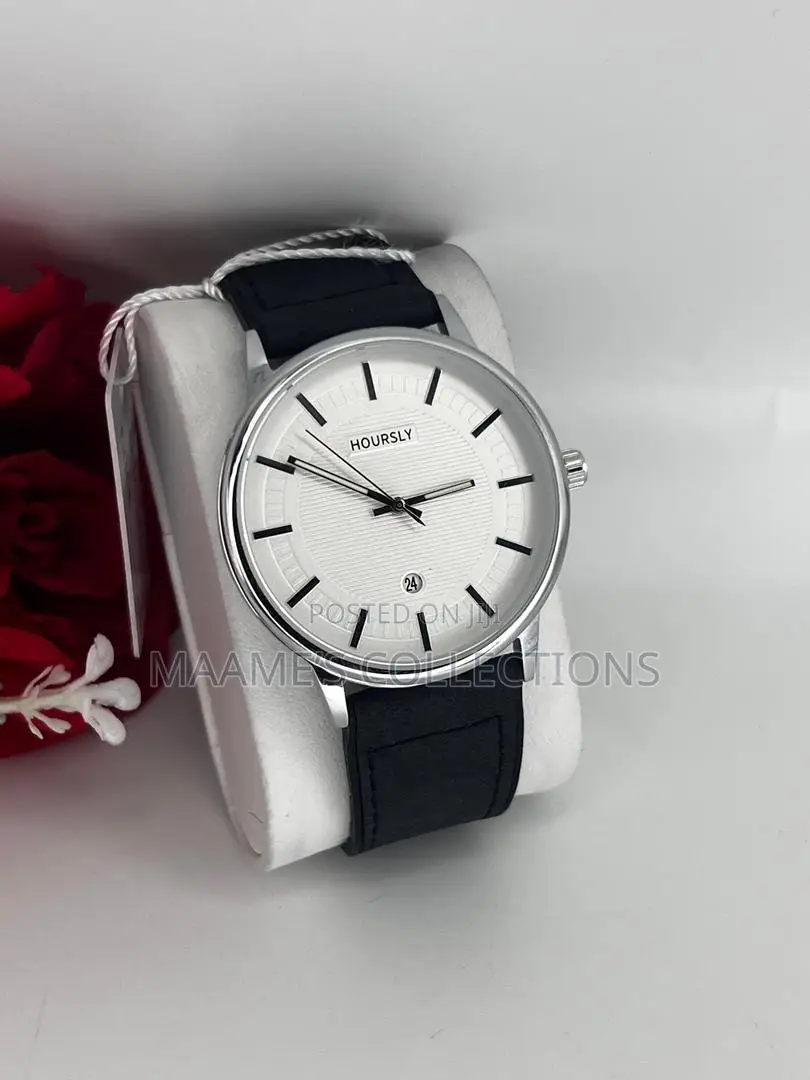 Hourly Classic Men’s Watch – Stylish Leather Strap  (Comes With a Box)