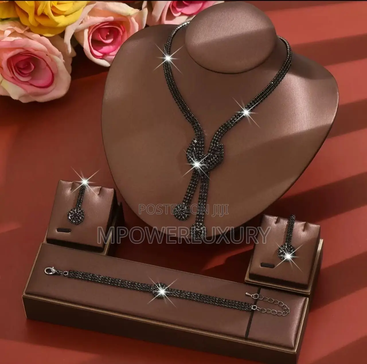 Royal Knot Luxury Zirconia