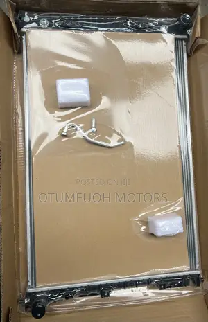 Hyundai Santa Fe 2023 2024 2025 Radiator (Water Tank)