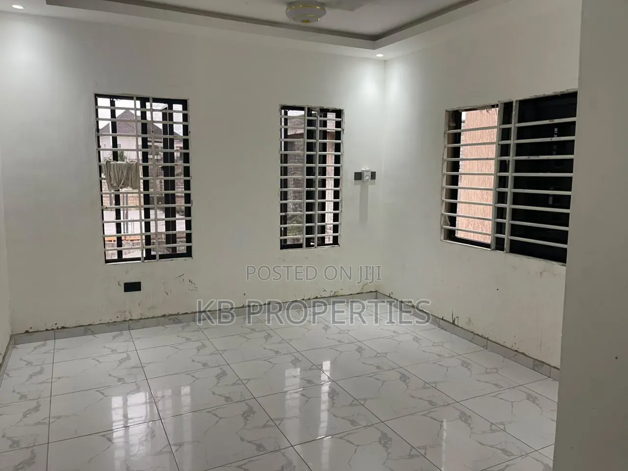 3bdrm House in Kb Properties, Lashibi for sale