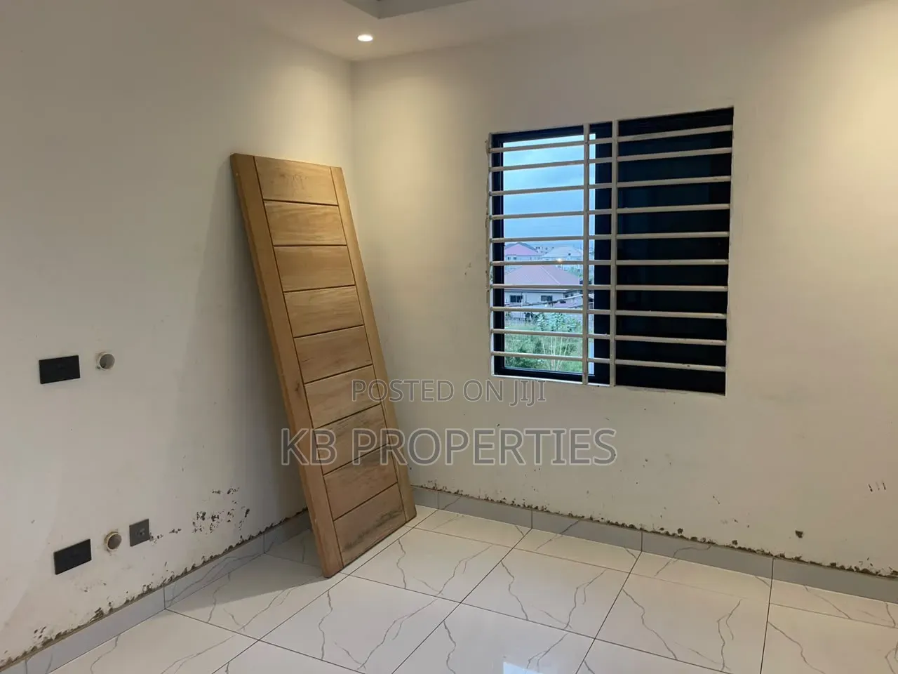 3bdrm House in Kb Properties, Lashibi for sale